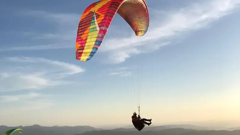 Bautismo de vuelo en paramotor desde Lora del Río, Sevilla