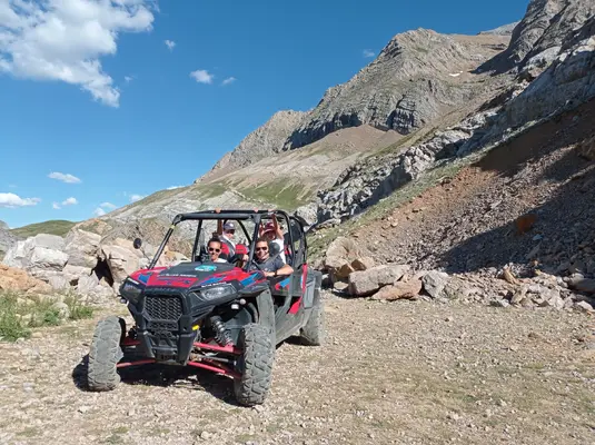Ruta completa en buggy de 2 y 4 plazas por el Valle de Tena
