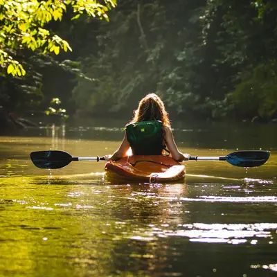Alquiler de kayak individual y doble en el río Oria desde Orio, Guipúzcoa