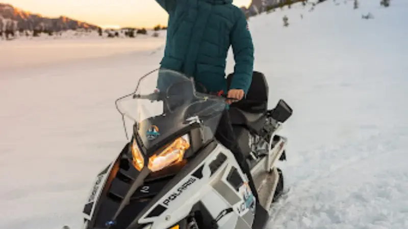 Rutas en moto de nieve en Formigal - Panticosa