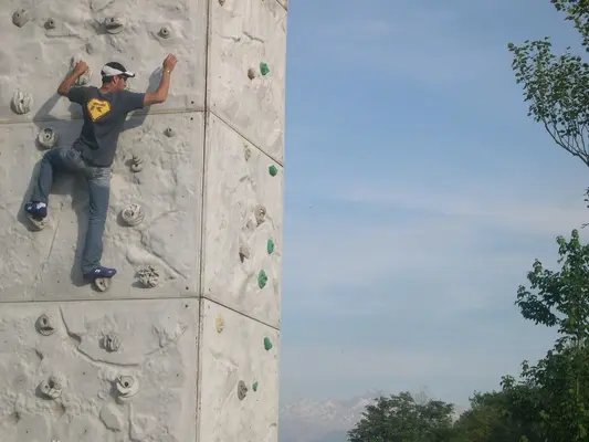 Cursos de escalada para todos los niveles en Asturias desde Arriondas
