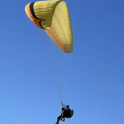 Bautismo de vuelo en parapente biplaza en Cañete La Real
