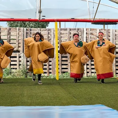 Humor amarillo para niños con merienda al sur de Madrid en Navalcarnero
