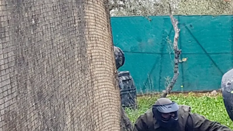 Paintball adulto con opción de barbacoa en Espartinas, Sevilla