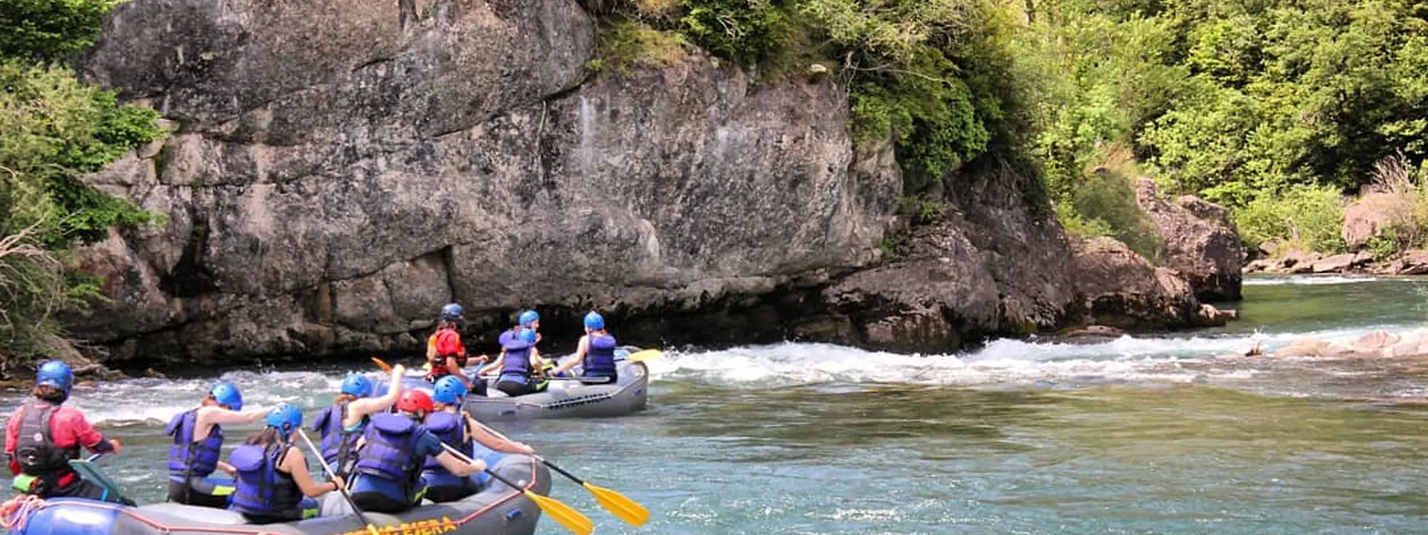 Rafting en el río Ésera por la mañana desde Santa Liestra y San Quílez