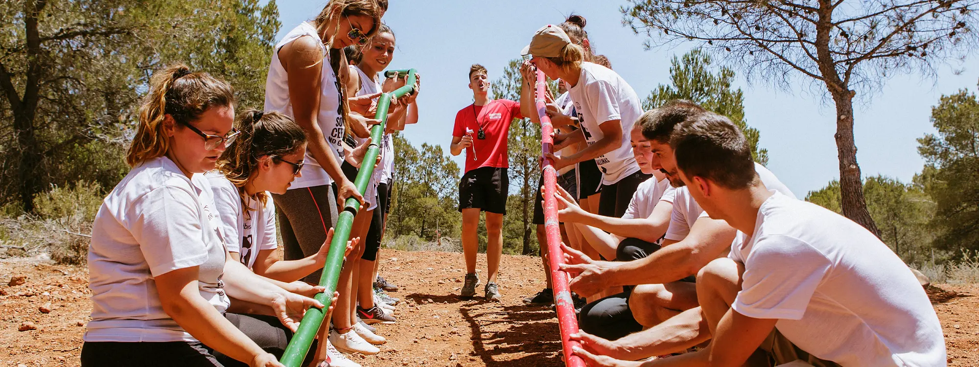 Gymkana y retos en equipo para niños en Estivella